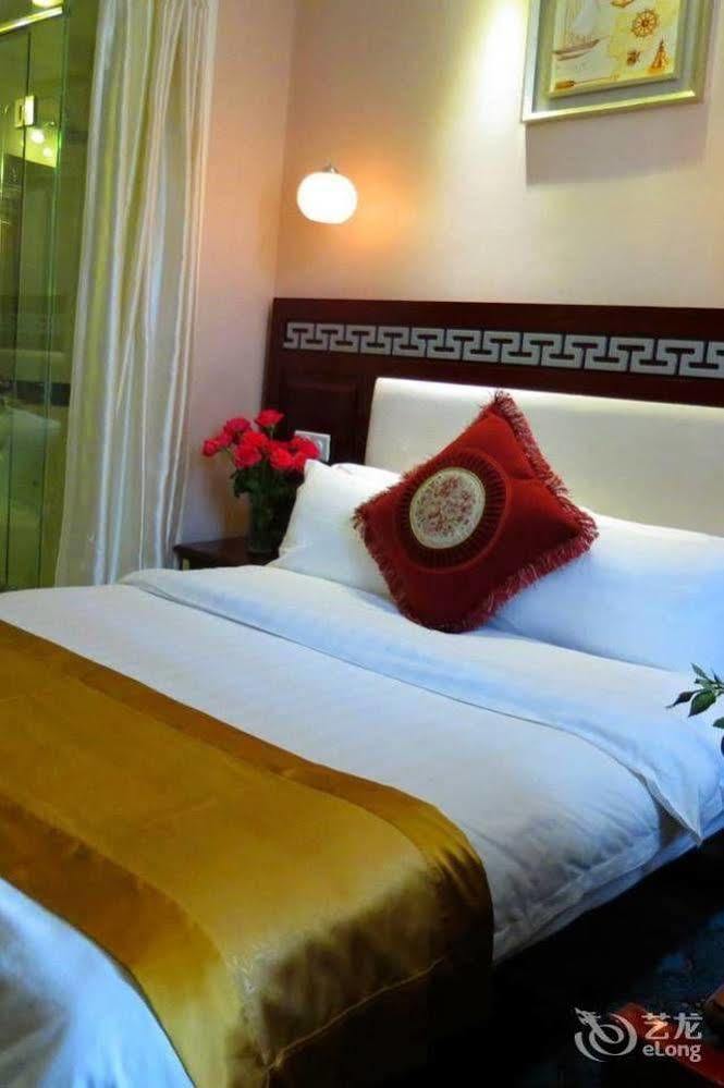 Landmark Hotel Kunming Exterior foto